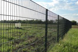 Ограждение из сварных панелей