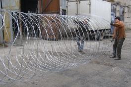 Растягивание спирального барьера Егоза Супер