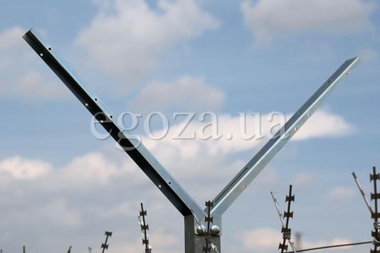 Кронштейн для колючей проволоки Егоза